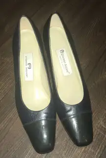 Etienne Aigner Navy and black pumps, 8N