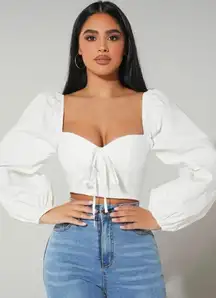 PETITE Sweetheart Neck Lantern Sleeve Crop Blouse