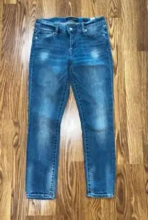 Like New Lucky Brand Lolita Crop Jeans!