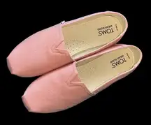 NWT 
TOMS Classic women‎ Belmont peach blush canvas
size 8.5
