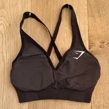 Gymshark - Vital V Neck Seamless Sports Bra in Brown