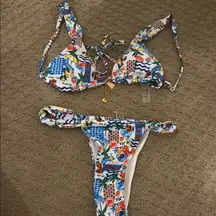 NWOT Colorful Patterned Bikini Set tropical with gold drop chain