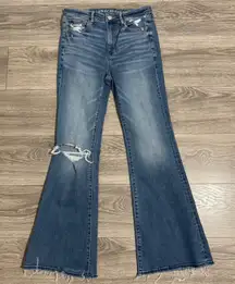 American Eagle Women Super Hi Rise Flare Jeans Distressed Ripped Blue Size 6 Y2K