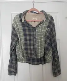 American Eagle cropped flannel