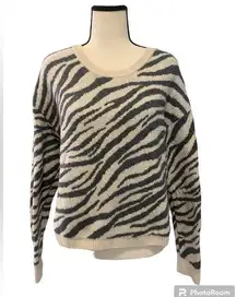 Yet again | zebra print short sweater size large