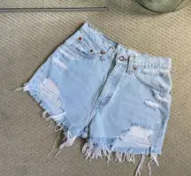 Vintage Light Wash 512 Levi shorts 