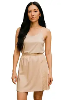 Chantilly By Maidenform Side Lace Slip Skirt Beige Size M Vintage 80s Minimalist