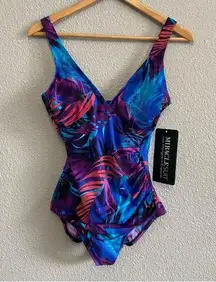 Miraclesuit Caliente Tropica Revele in Framboise Size 8 Ruched