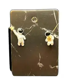 New! Astronaut and Star Asymmetrical Earrings