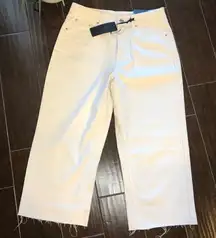 Rue 21 white high rise ankle straight size 10