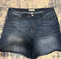 EST 1946 Jean shorts