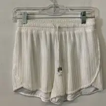 NWT Honey Punch Ivory Chevon Textured Pull On Beach Swim Shorts