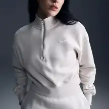 Nike Quarter-Zip