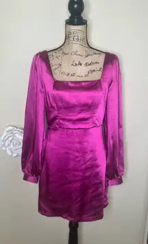 NTM: Lulus Got the Love Satin Dress Magenta Square Neck Long Sleeve Size M NWT