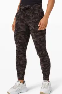 Lululemon Ready to Rulu Jogger Size 8 Heritage Camo Jacquard Black Lunar‎ Rock