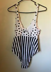 Cut Out One Piece Swimsuit