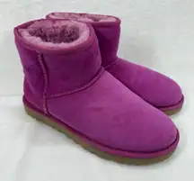 UGG Mini Boots Suede Leather Sheepskin Lined SugarPlum Women's‎ Size 6