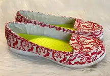 Crocs Slip on Canvas Type Shoes Lobster Novelty Print Woman’s Size 10 Fun Summer