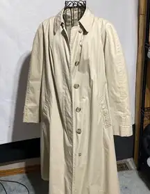 London Fog Vintage  Trench Coat​