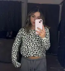 Leopard Cropped Sweater