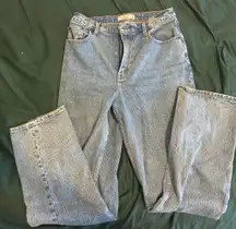 Abercrombie Curve Love Straight 90s Ultra High-Rise size 29