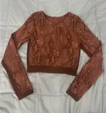 Maroon Snake Pattern Long Sleeve Cropped Athletic Top