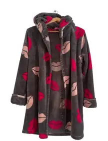 Betsey Johnson Gray Robe  with Pink Lip Prints NWOT