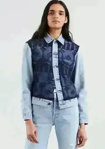 Levi’s denim trucker jacket with black overlay