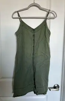 Vince Camuto  green dress