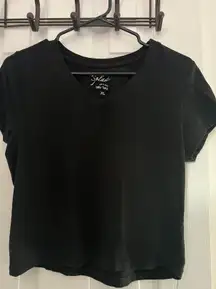 Black baby tee