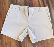 4/$20 Banana Republic The Avalon Short 4.5” Khaki Soft Chino