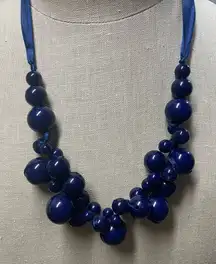 Bold Blue Beaded Necklace with Graduated‎ Design