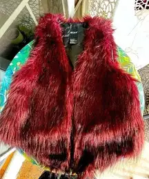 Me Jane large faux fur vest burgundy