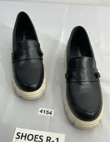 Womans Shoedazzle Elm Chunky Loafers 11 Black Slip On