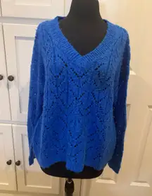 Jegging Fit Long Sleeve V Neck Pullover Size Large