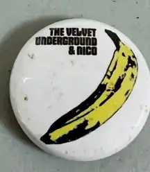 The Velvet Underground & Nico Album Cover Art Band Music Pin Brooch 🍌