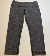 Lululemon Wunder Under Crop Womens 8 Gray Black Mid Rise Luon Stretch Yoga Pique