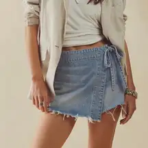 Free People We The Free Emmy Denim Wrap Skort in Light Blue Wash - 8