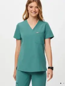 NWT Figs Cactus Catarina Scrub Top XSmall