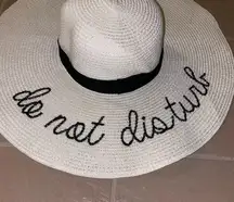 WHITE OVER SIZED DO NOT DISTURB LARGE BRIM EMBROIDERED BEACH HAT