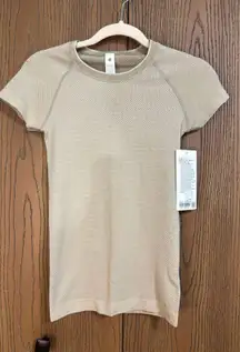 Lululemon Swiftly Tech Tee 2.0 Textured Knit Sheer Oak Sz2