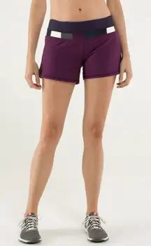 Lululemon Wmns Burgundy Groovy Run Short Sz 6 Athlete Gym Yoga Running Crossfit