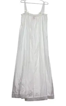 Schweitzer Linen Nightwear Collection White Nightgown Cotton