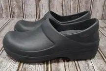 Crocs Clogs Women's Size 7 Dual Comfort Grey Slip On Nursing Shoes Neria Pro II