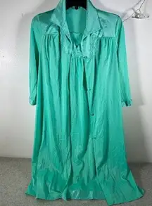 Vanity Fair Vintage  Size 32 Green Nylon Two Piece Nightgown Robe Set Button