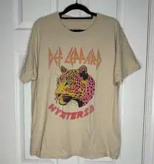 Goodie Two Sleeves DEF LEOPARD By  Graphic Tee Beige Size Large