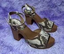 Express Chunky Tan Snakeskin Wedge Heels Strappy Women’s Thick Block Sandals 8M