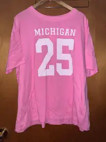 Michigan T-shirt Size X-Large Nwot