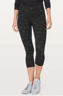 Lululemon Align Crop *21"
Sequoia Camo Print Deep Coal Black