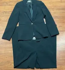 Calvin Klein COPY - Women’s  Black Business Suit, size 8